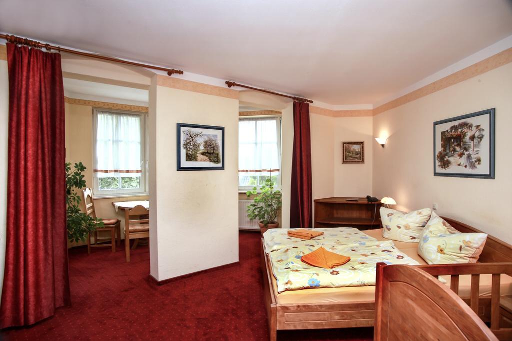 Haus Belger Hotell Großziethen Eksteriør bilde